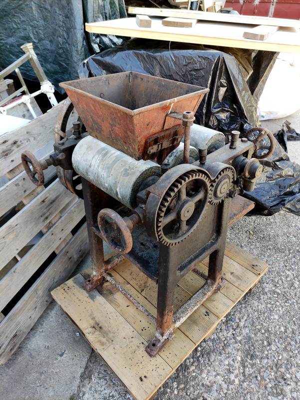 maquina moler chocolate metal 97.5x81x85 1u
